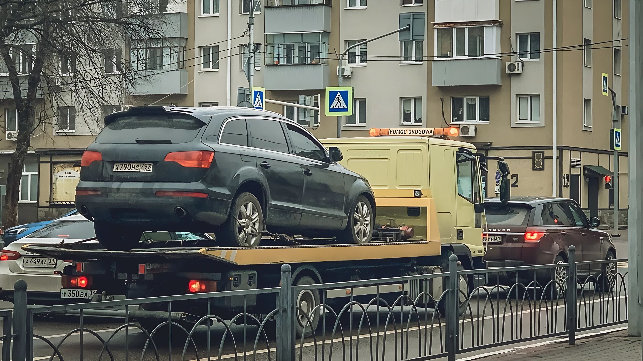 Автомобиль тюменца арестовали за 562 чужих штрафа
