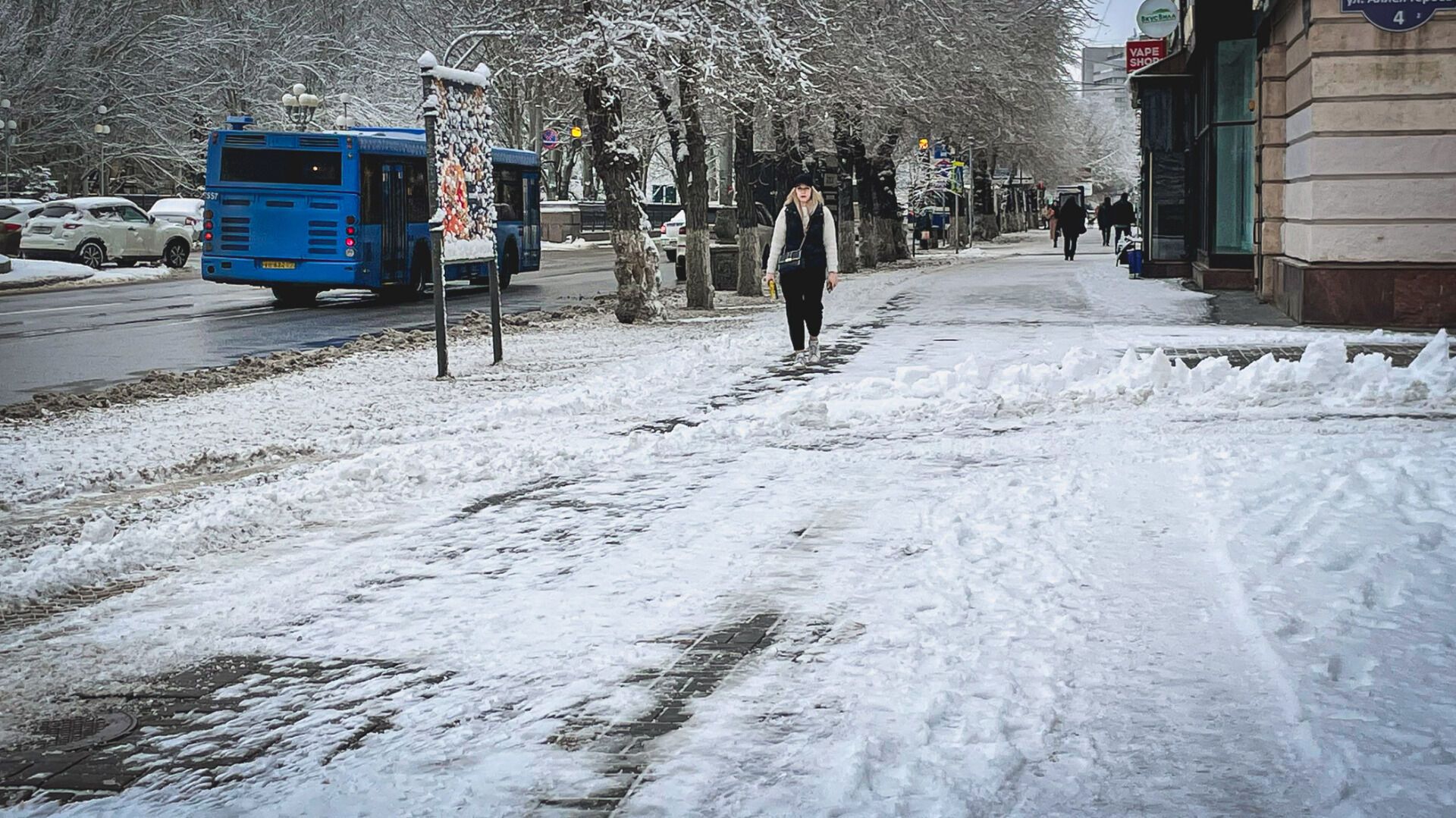 Снег и гололедицу обещают синоптики волгоградцам в воскресенье