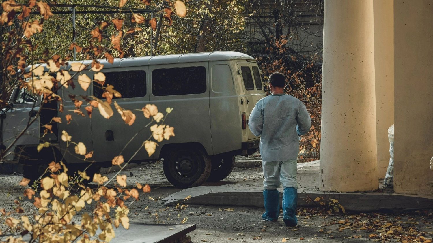Медики и полицейские могут сообщать персональные данные умерших