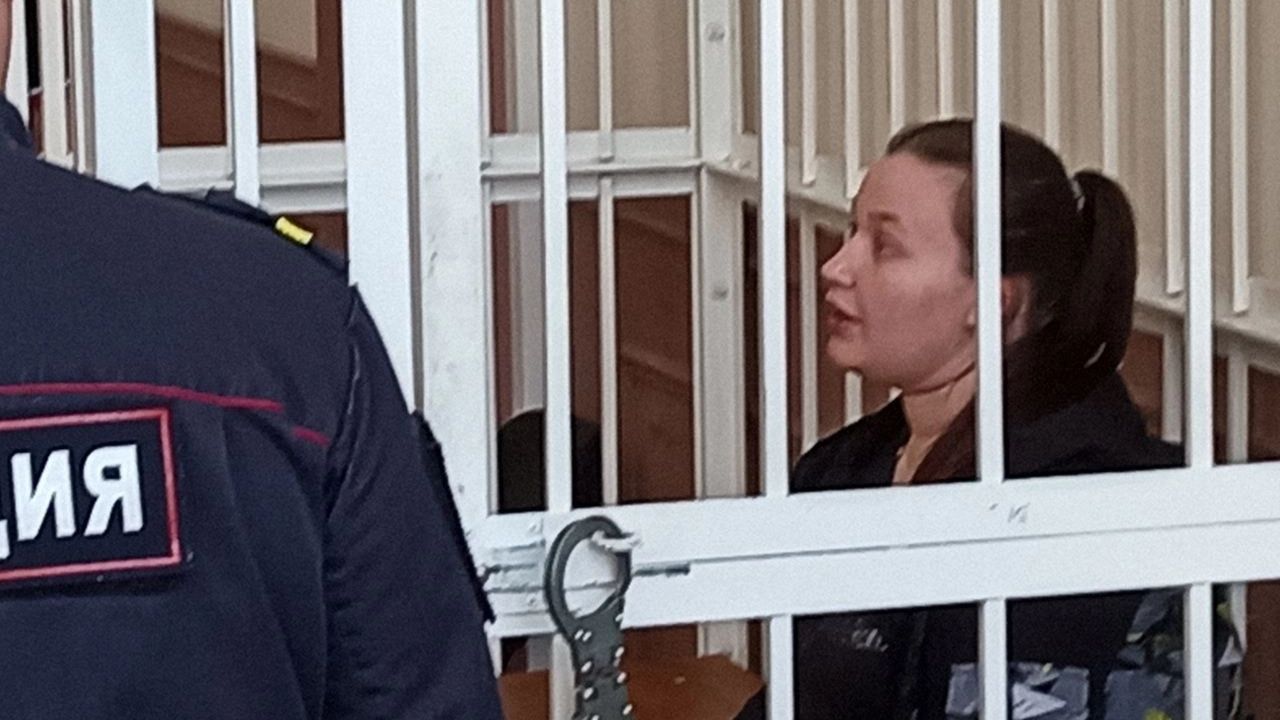 Зачем заморившая голодом ребенка Екатерина Аккубекова соврала следователям