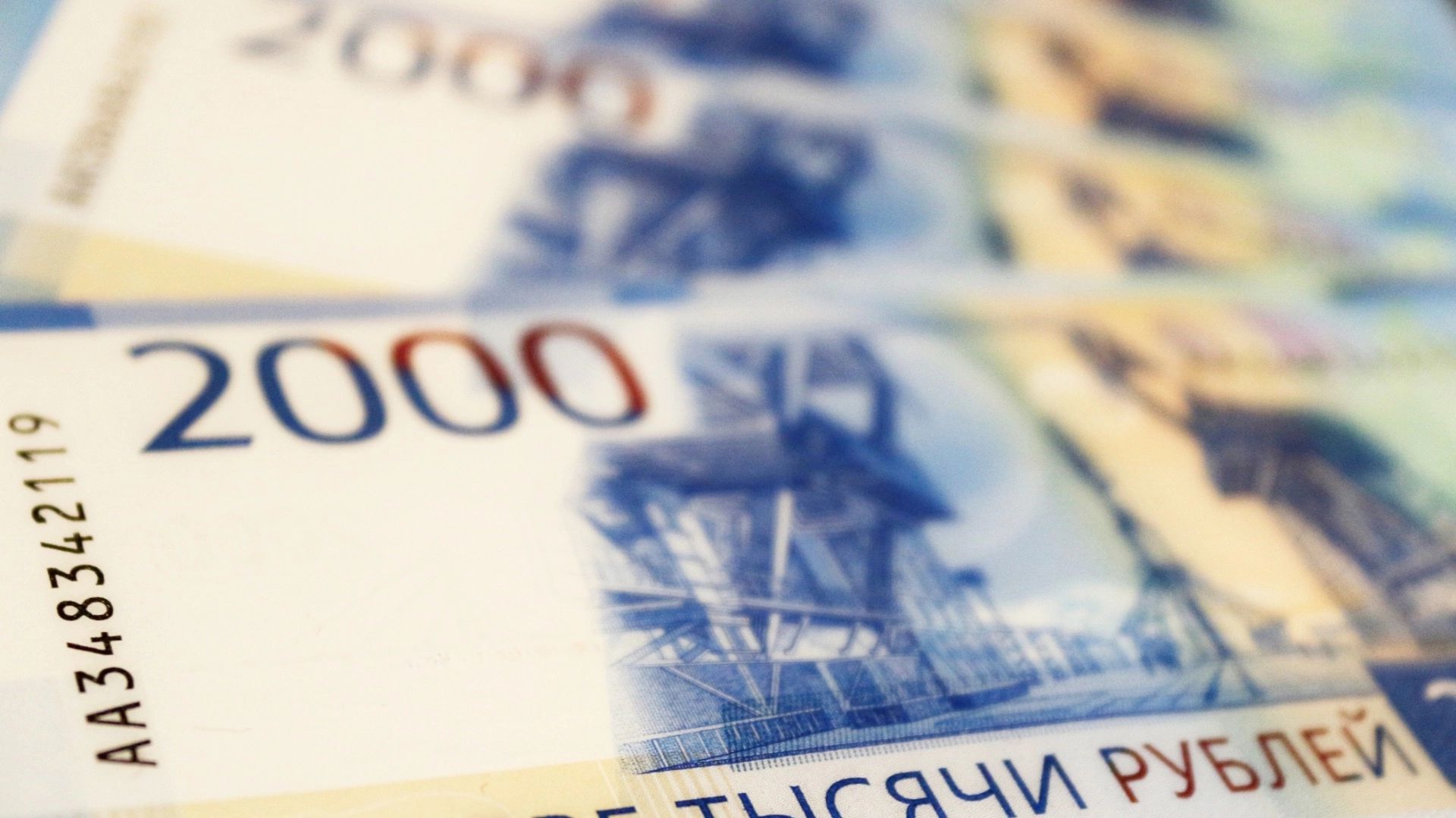 Кому в Красноярске и крае предлагают зарплаты до 300 тысяч? Вот топ специальностей