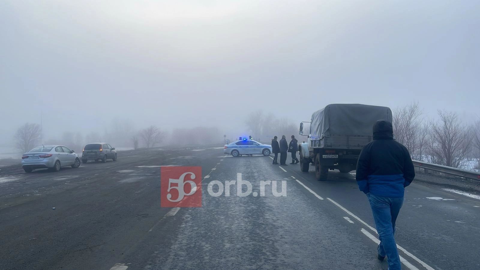 Из-за подъема талых вод на некоторых мостах в Оренбуржье не проехать