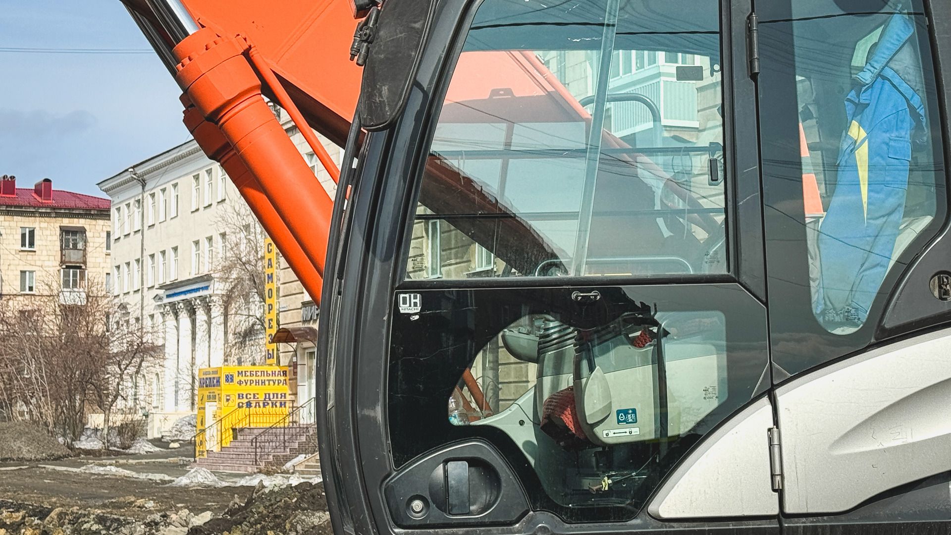 В Петербурге приступили к сносу исторических бань братьев Недлер