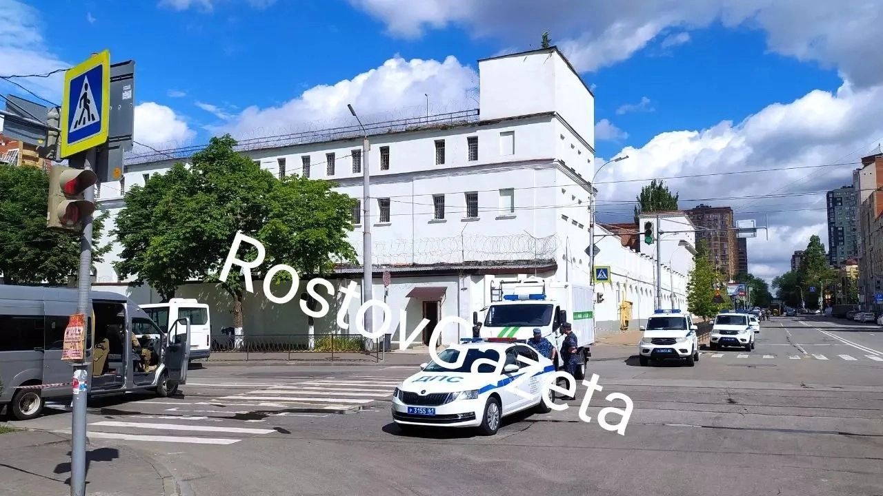 В Ростове заключённые-террористы захватили сотрудников СИЗО