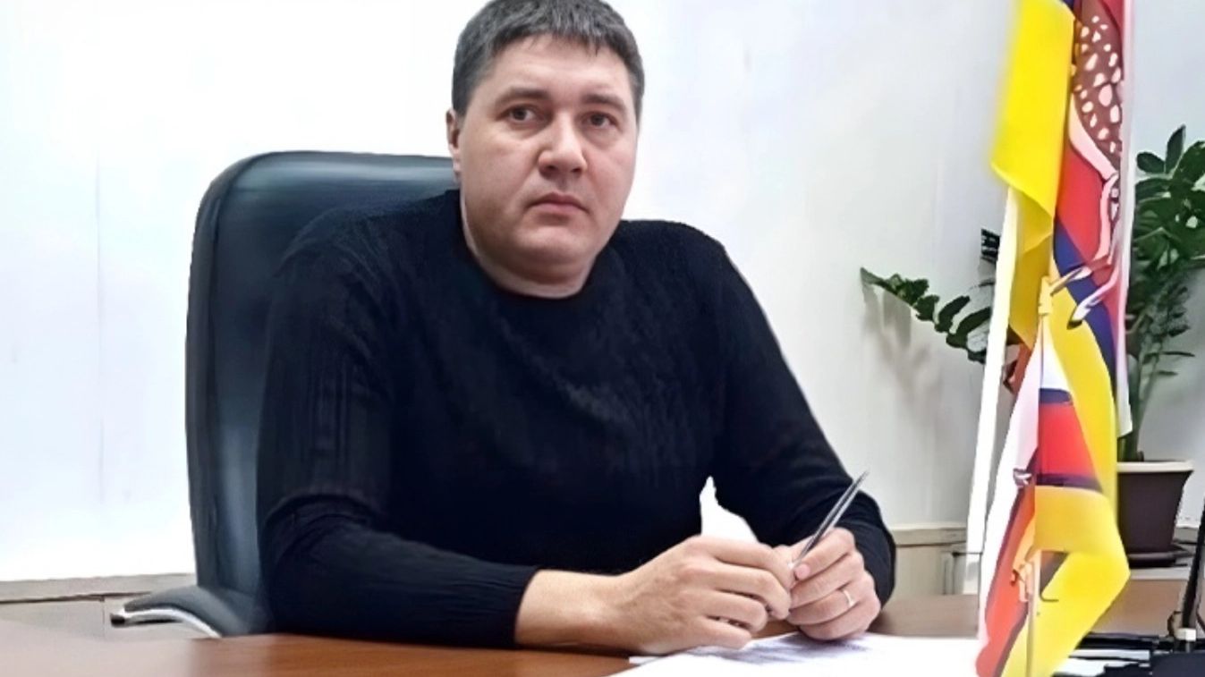 За что уволили главу Дубовского сельского поселения Алексея Голева