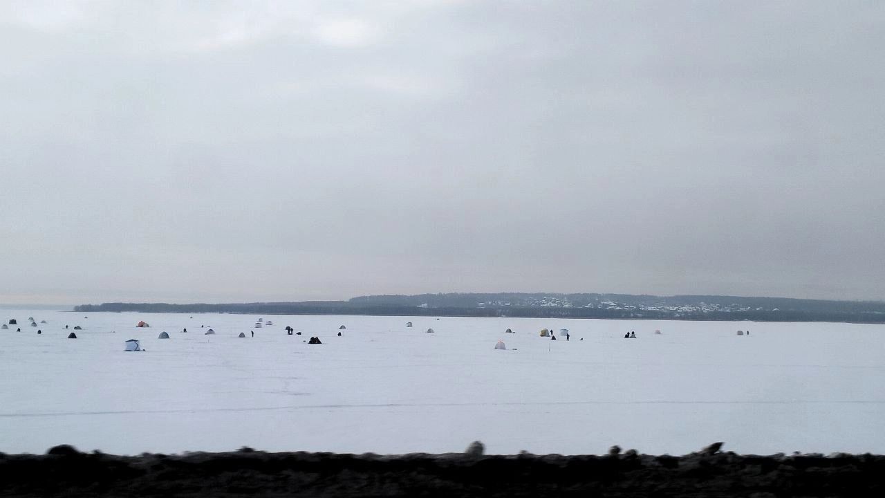 Рыбаки на Шершневском водохранилище