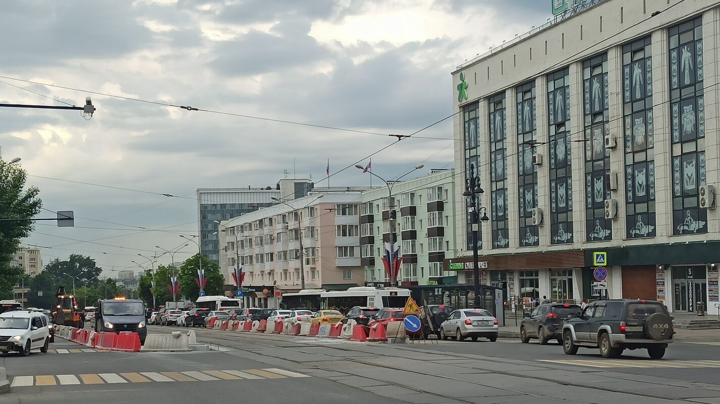 Пермские трамваи с 30 июня будут останавливаться напротив ЦУМа