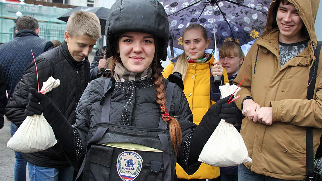 Найди подделку или стань инкассатором. В Центробанке Перми прошел день открытых дверей