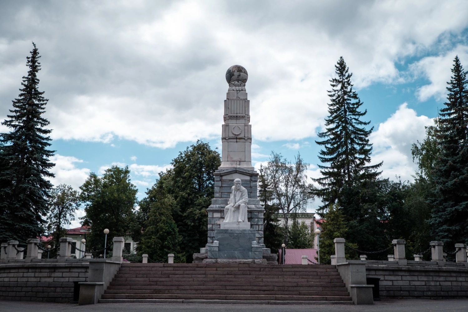 Сквер Ленина