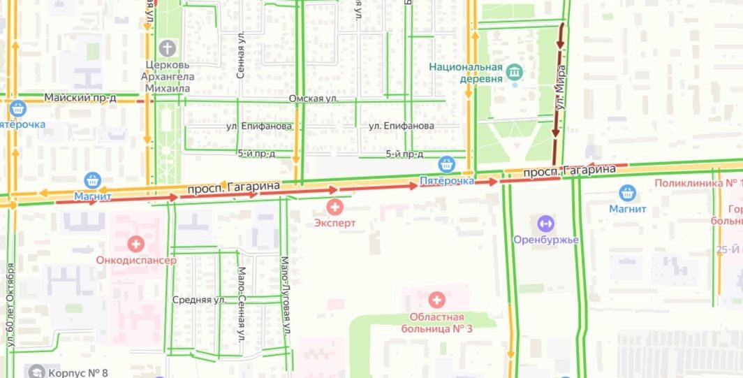 В плотной пробке стоит проспект Гагарина.