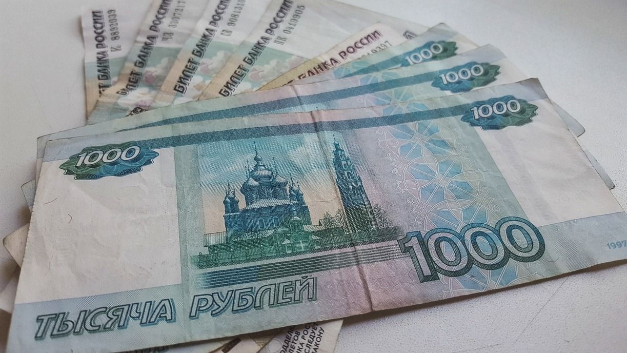 Екатеринбуржцы на Mercedes ограбили студента-медика из Египта