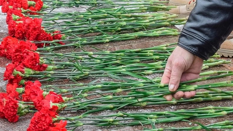 Погиб наш земляк — Серик Бальжанов.