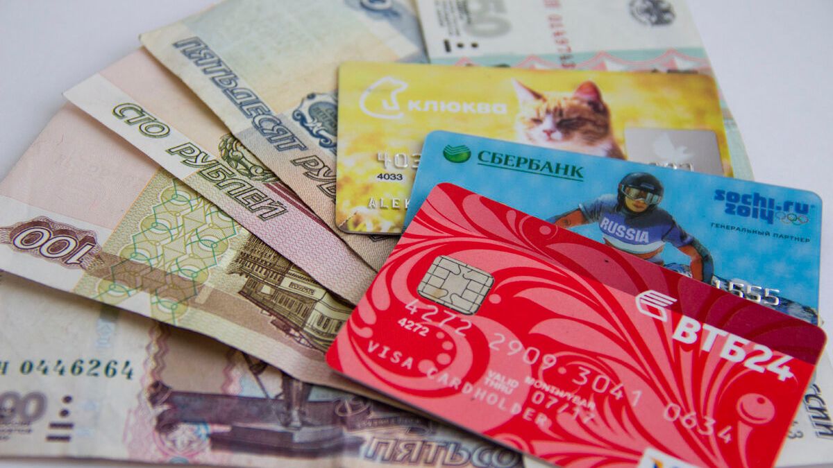 Как правильно пользоваться картой. 10 советов от банкира
