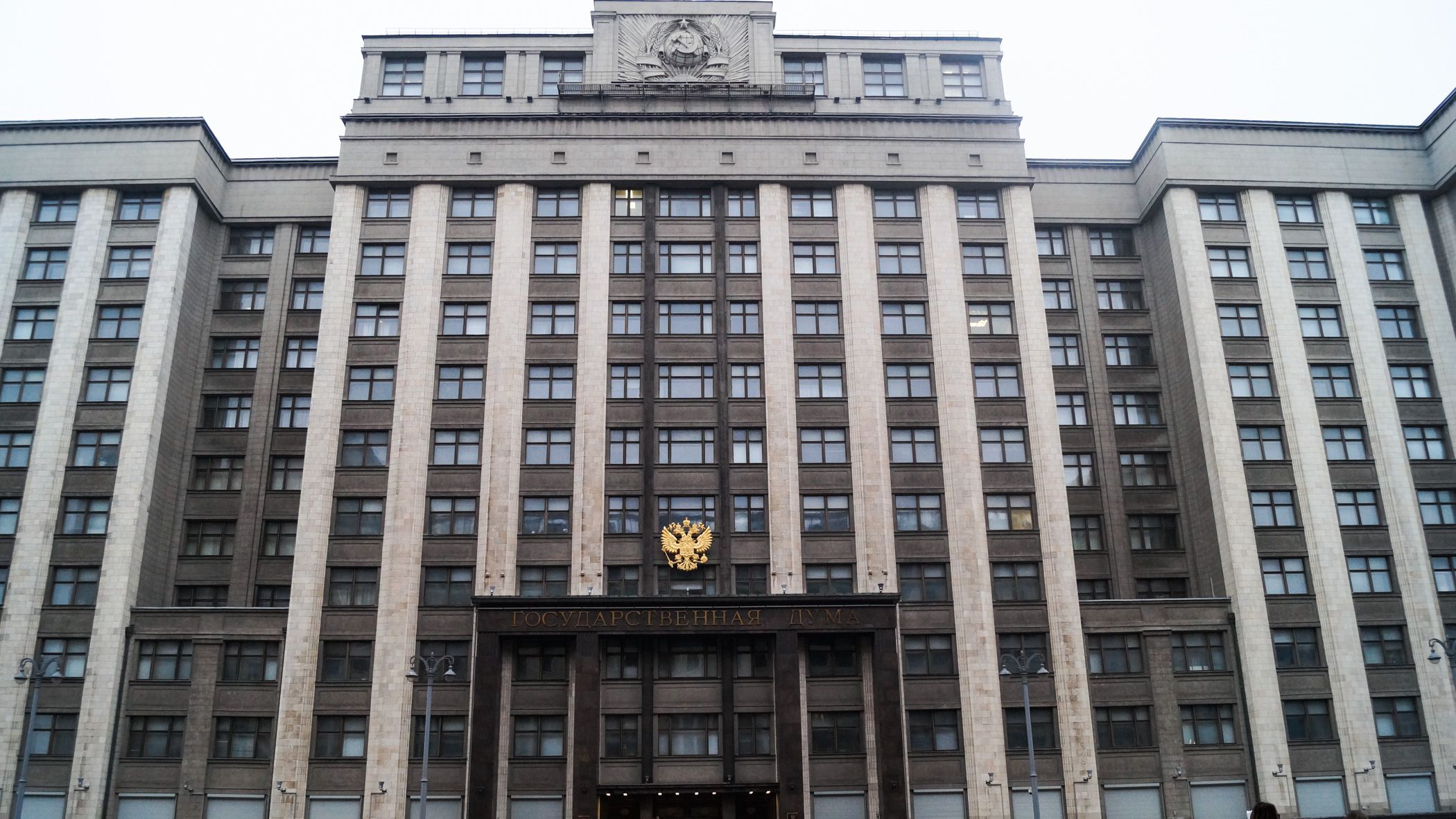 Милонов выступил против использовании противогололедных реагентов