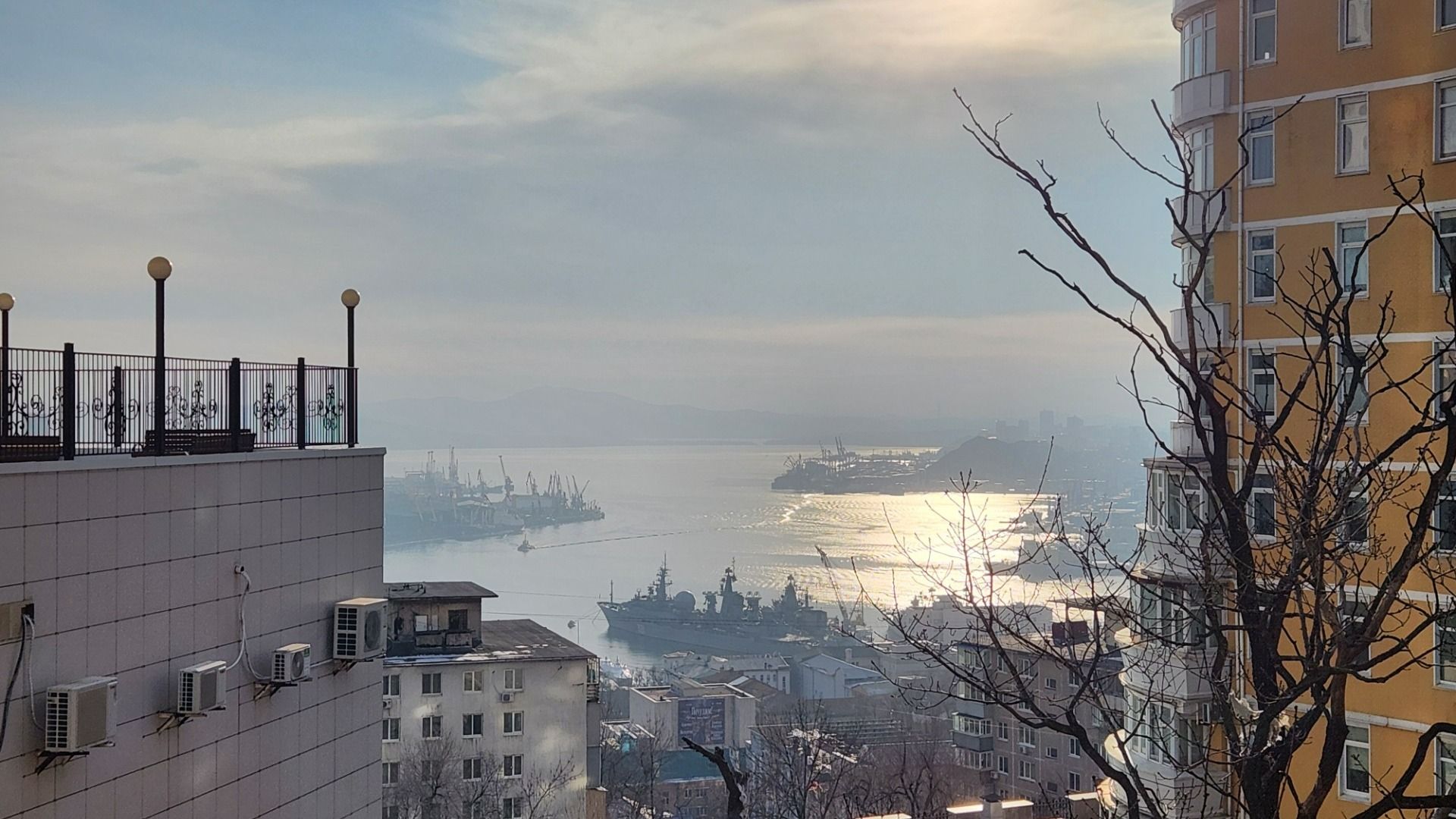 Картина дня в Приморье: скандал в садике, курорт мирового класса и циклон