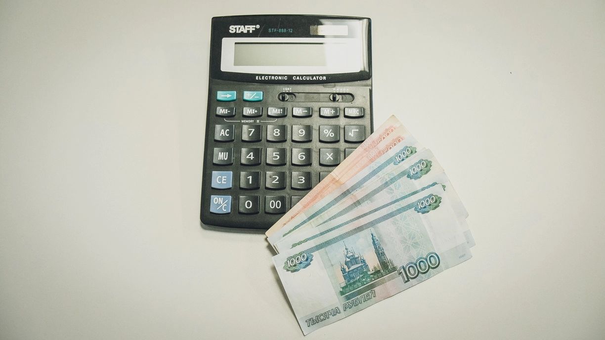 В Госдуму внесли законопроект, которым предлагается установить минимальный размер стипендий на уровне МРОТ. 