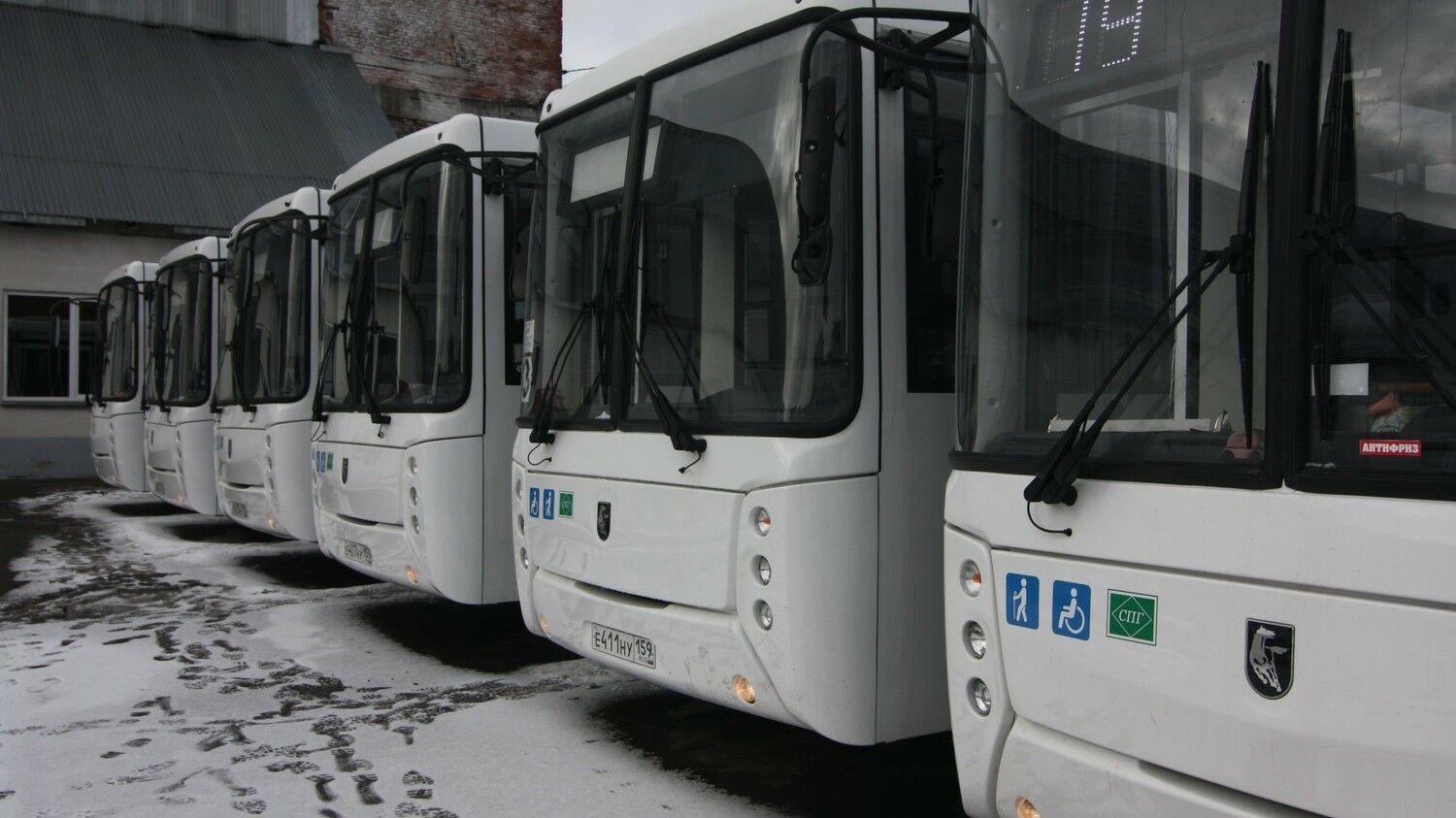 В Перми автобусы начали переходить на зимнее расписание