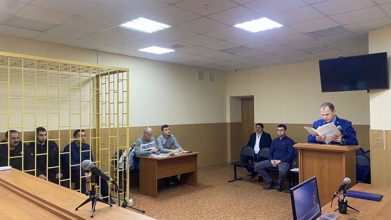 Цыган из Иловли осудили на два года колонии за нападение на полицейского