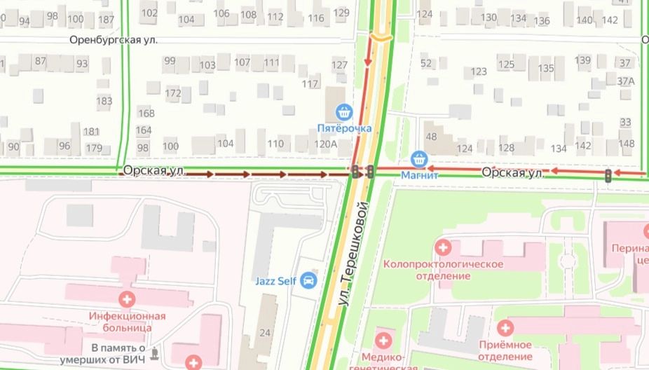 Перекресток улиц Терешковой и Орской.