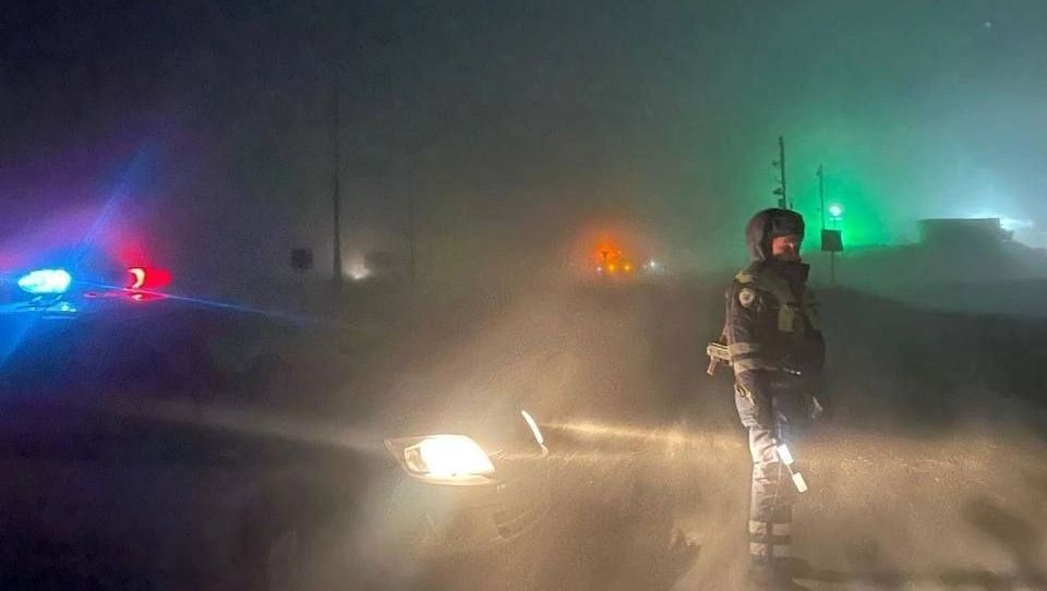 На востоке Оренбуржья метель.