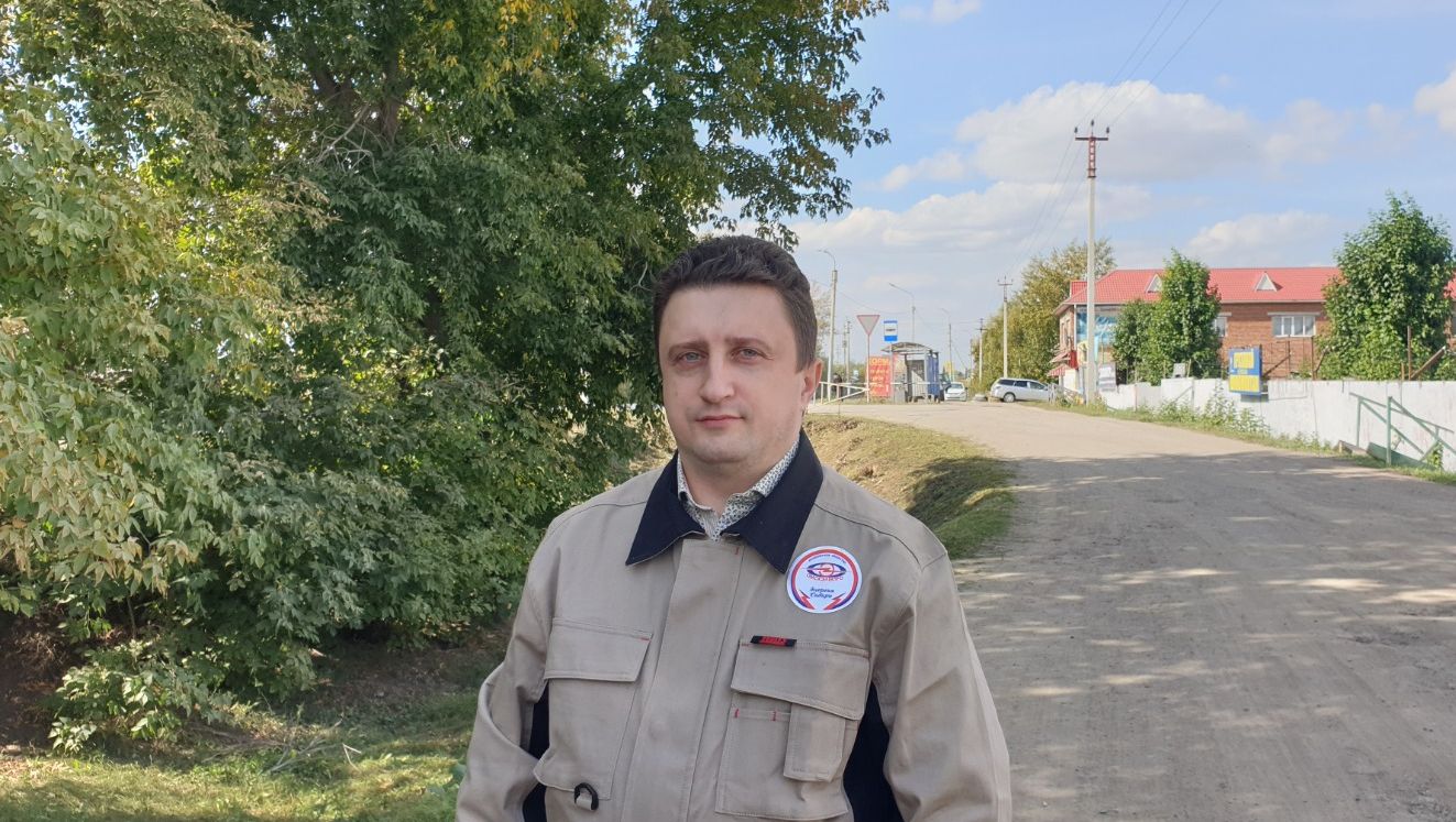 Дмитрий Ларин