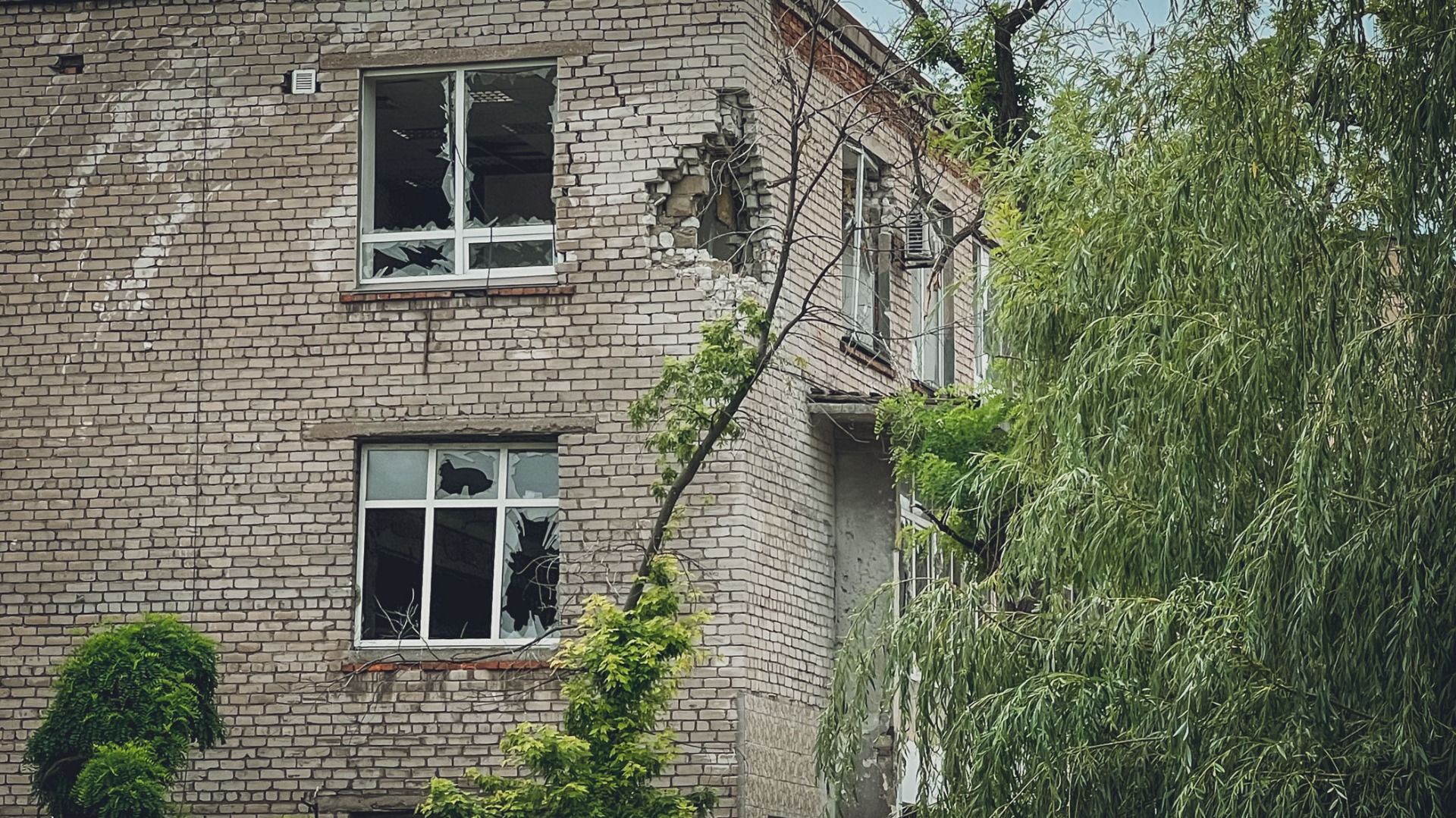 Поврежденные из-за ПВО здания в Донецке Ростовской области отремонтируют 10 июля