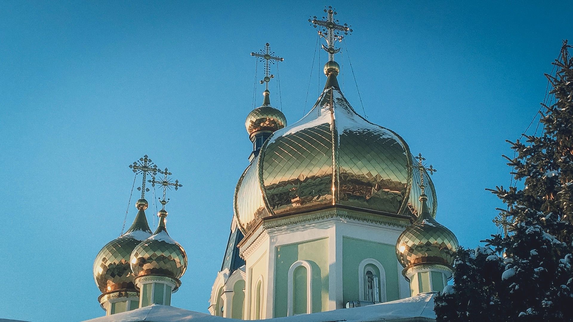 Отмечается день Василия Теплого