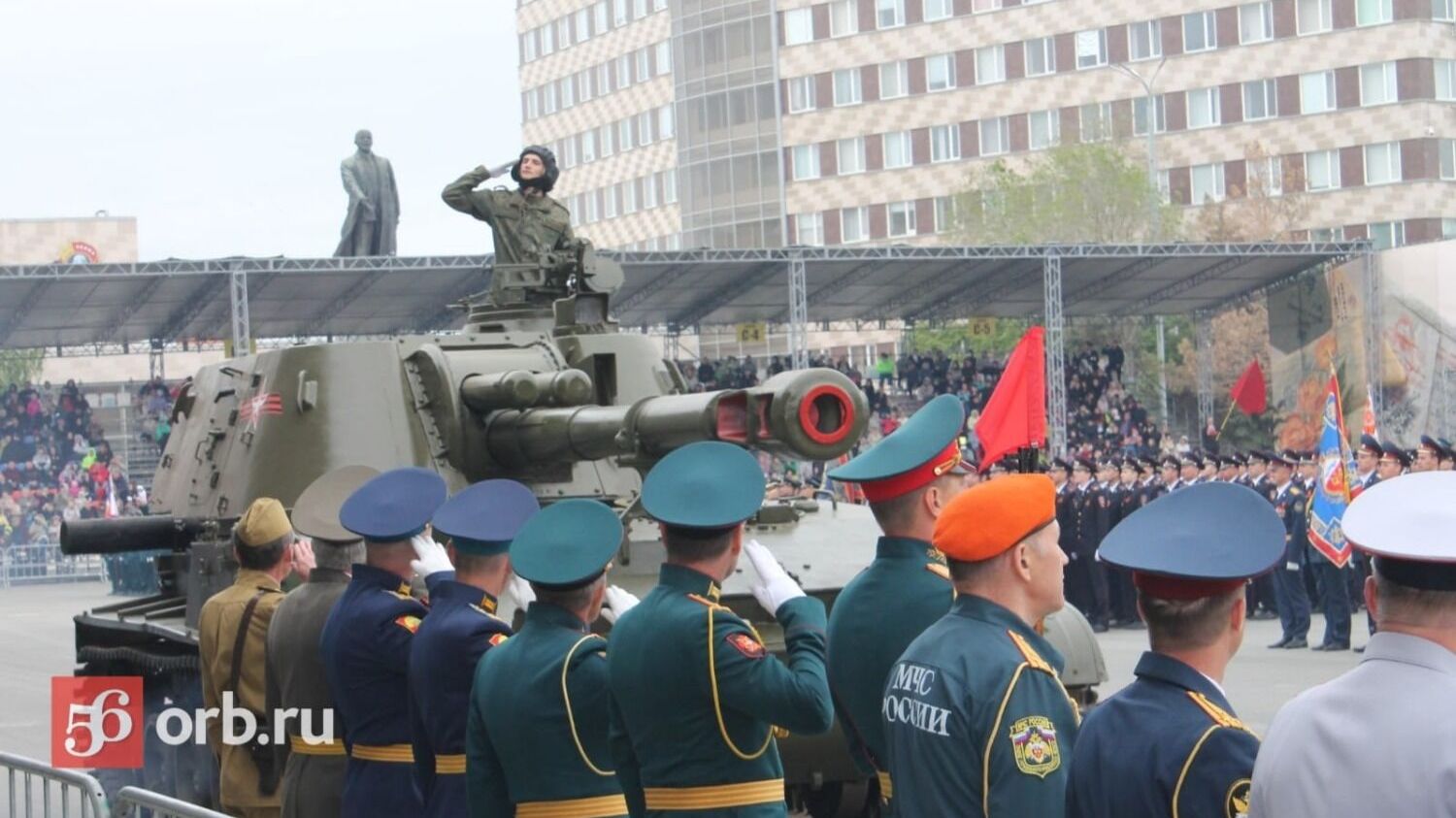 Колонна военной техники 